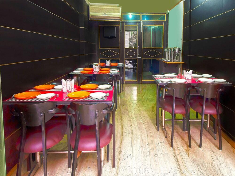Hotel Amrit Villa Δελχί Εξωτερικό φωτογραφία