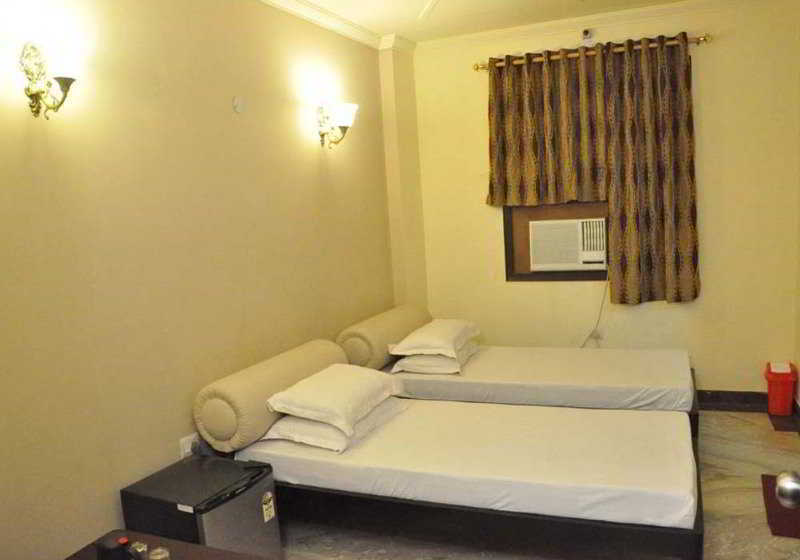 Hotel Amrit Villa Δελχί Εξωτερικό φωτογραφία