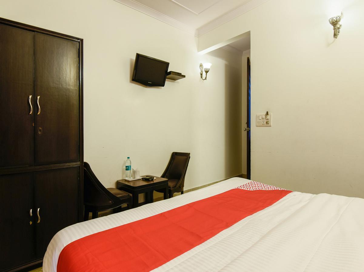 Hotel Amrit Villa Δελχί Εξωτερικό φωτογραφία