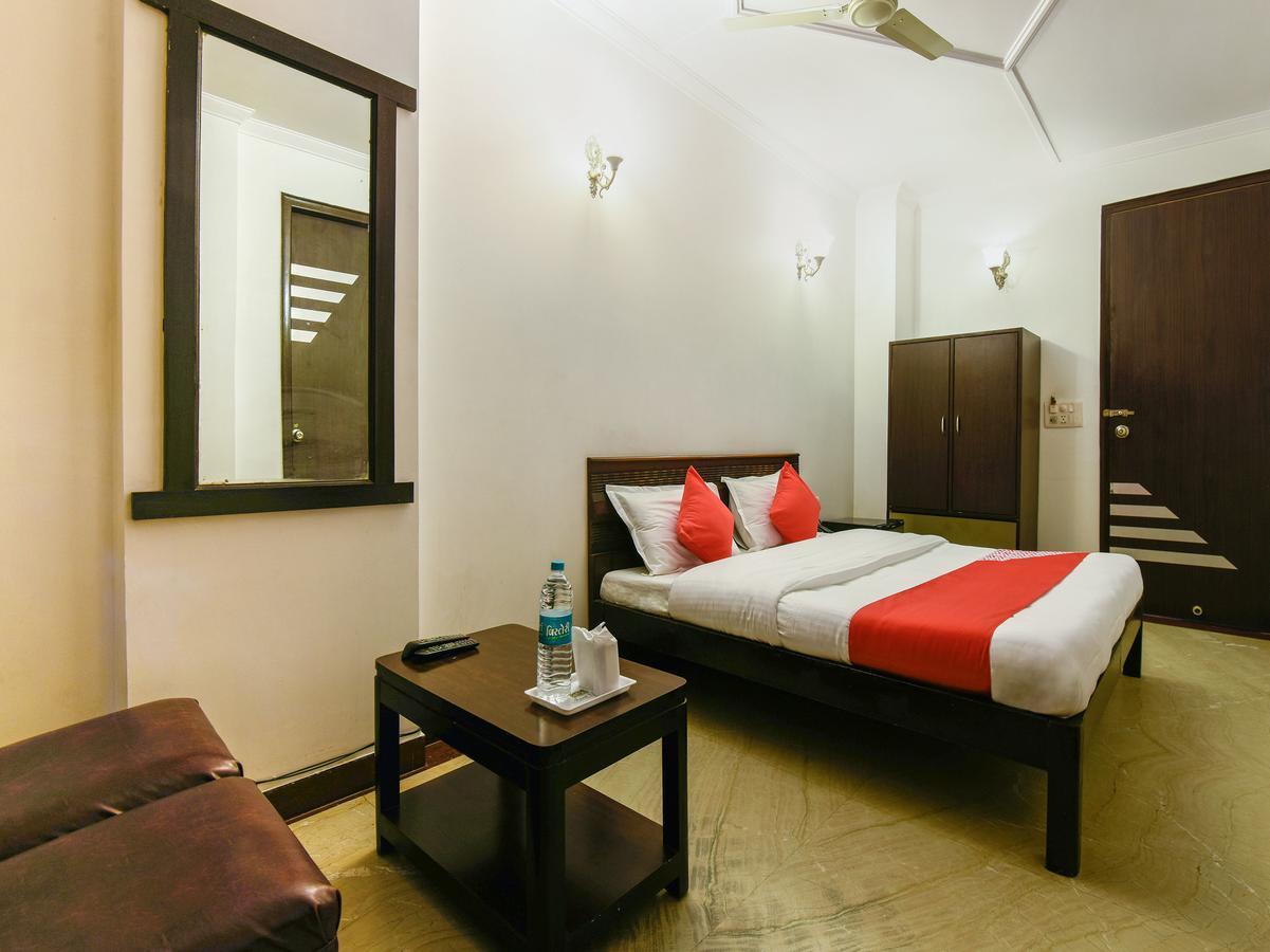 Hotel Amrit Villa Δελχί Εξωτερικό φωτογραφία