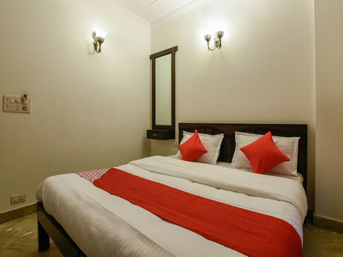 Hotel Amrit Villa Δελχί Εξωτερικό φωτογραφία