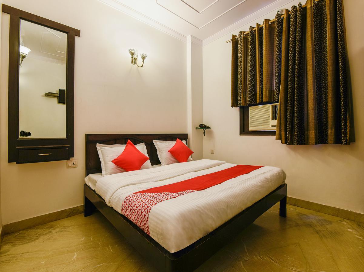Hotel Amrit Villa Δελχί Εξωτερικό φωτογραφία