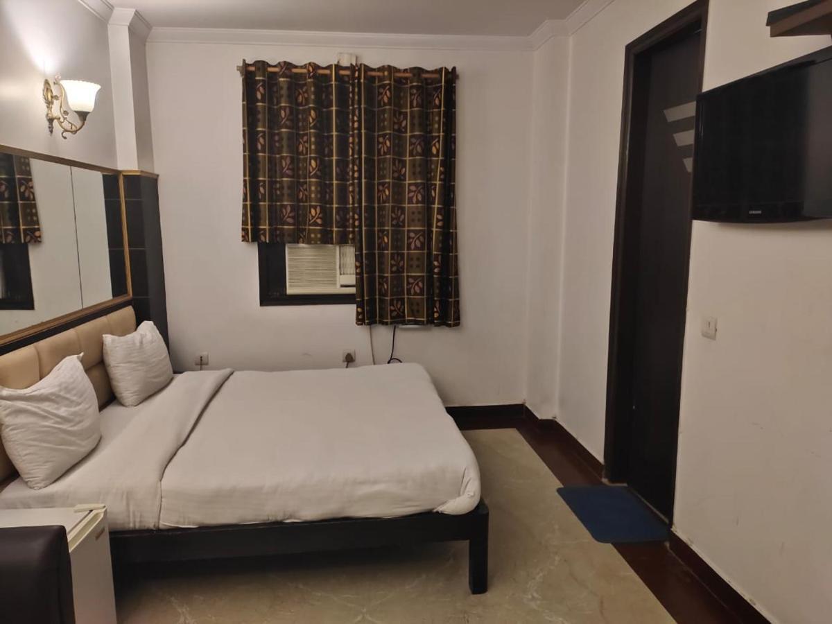 Hotel Amrit Villa Δελχί Εξωτερικό φωτογραφία