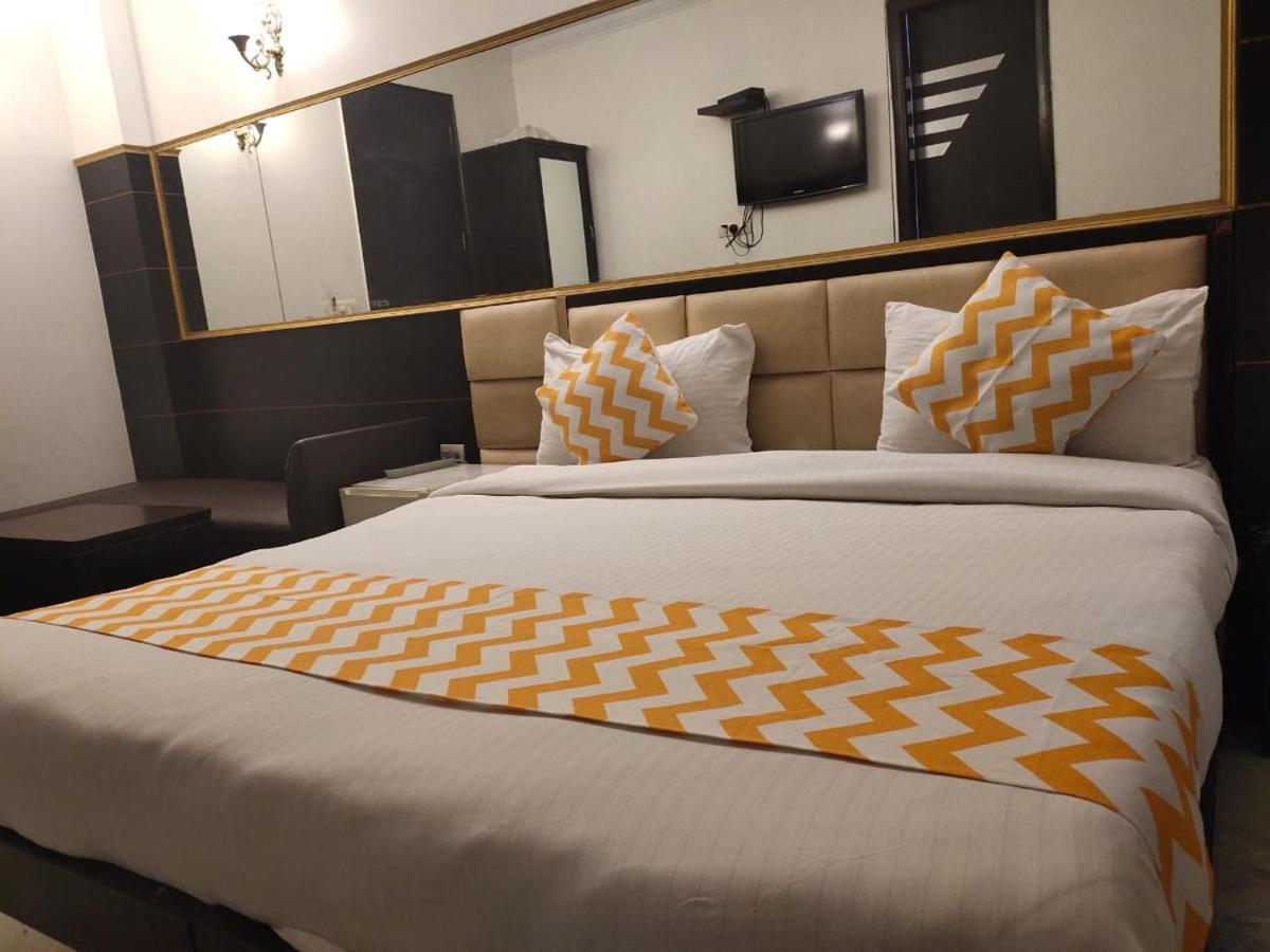 Hotel Amrit Villa Δελχί Εξωτερικό φωτογραφία